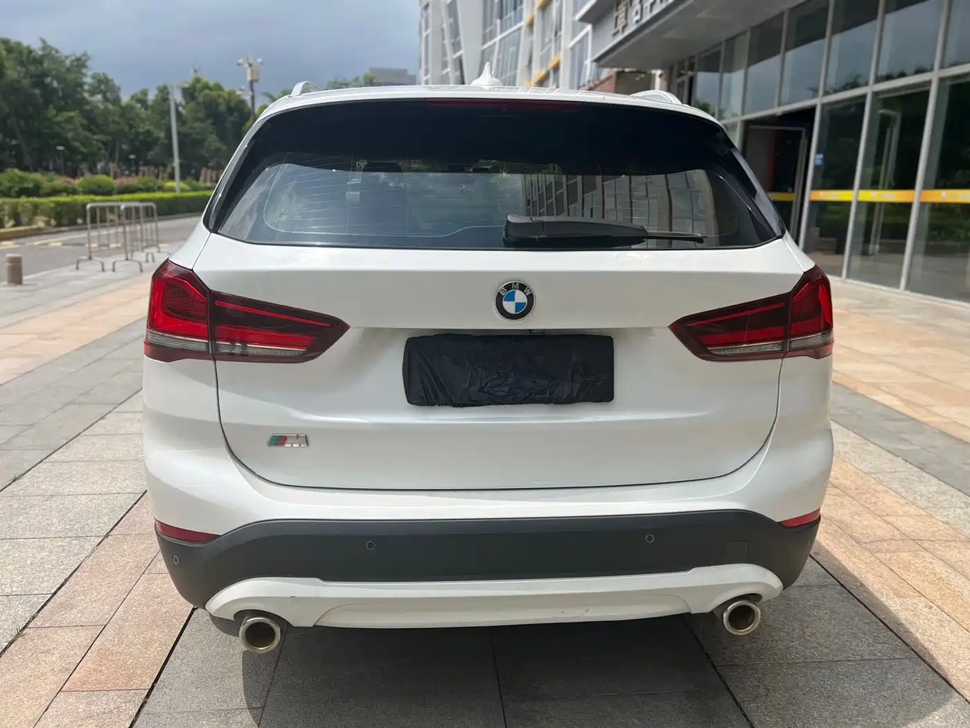 BMW X1 2022 sDrive25Li Leading фото 6