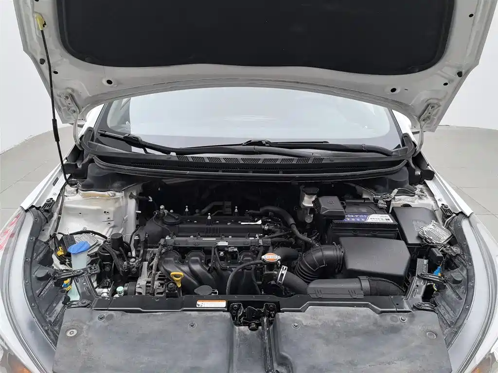 Kia K3 2016 1.6L Manual GLS фото 6