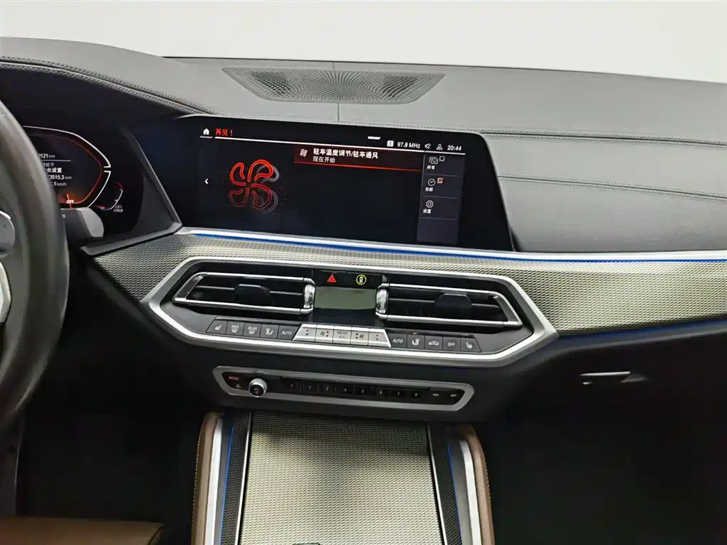 BMW X6 2022 Facelift xDrive40i M Sport Package фото 12