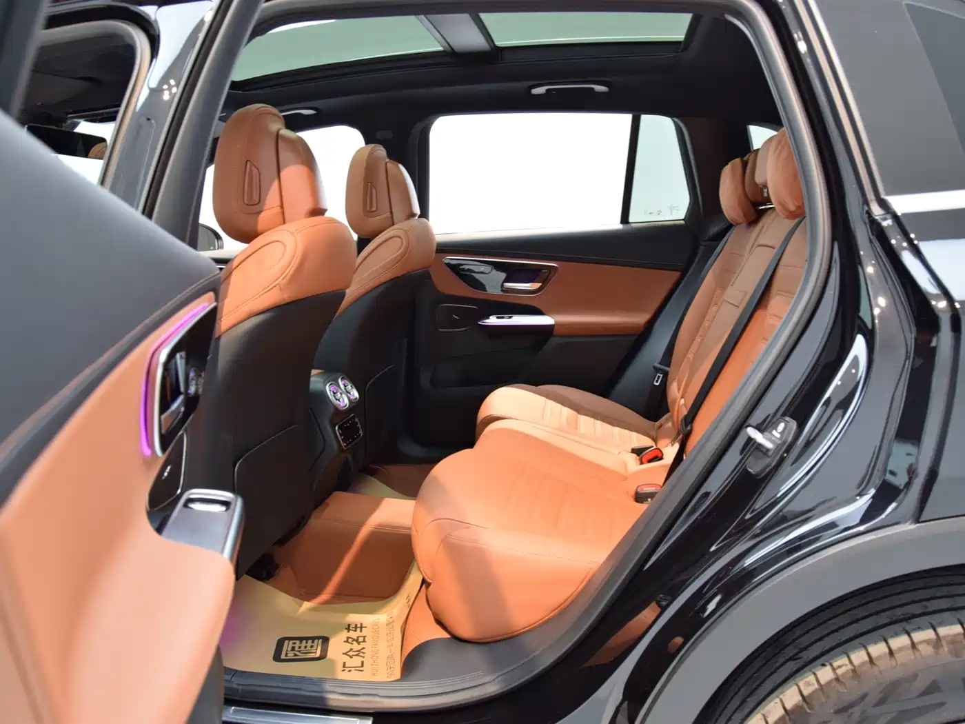 MERCEDES-BENZ GLC
