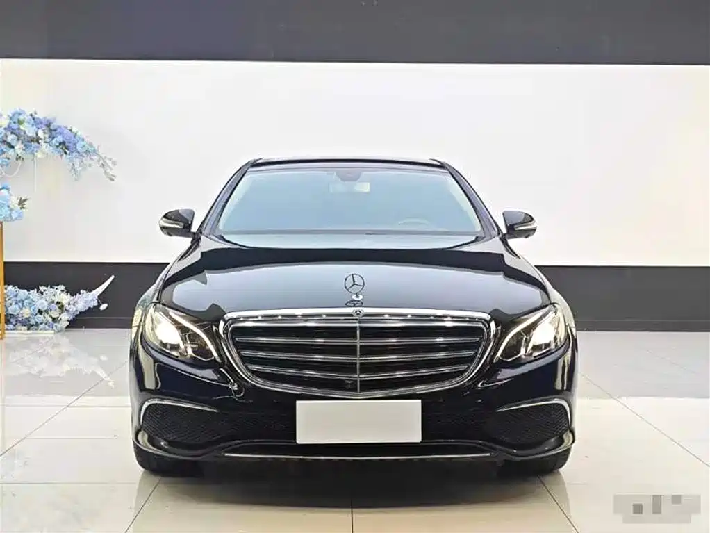 Mercedes-Benz E-Class 2018 E 300 L Luxury фото 2