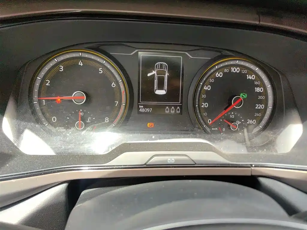 Volkswagen Tharu 2019 280TSI FWD Luxury Edition China VI фото 5