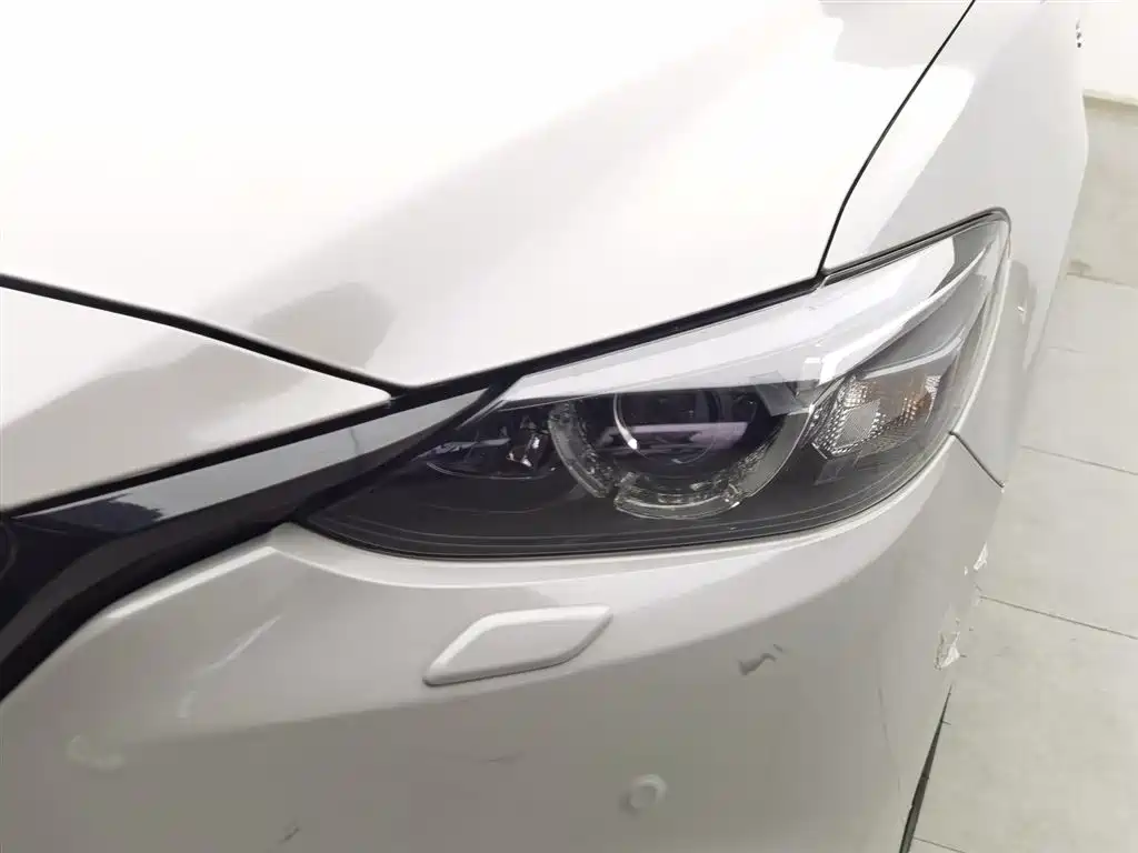 Mazda Atenza 2017 2.5L Skyactiv-G Premium фото 7