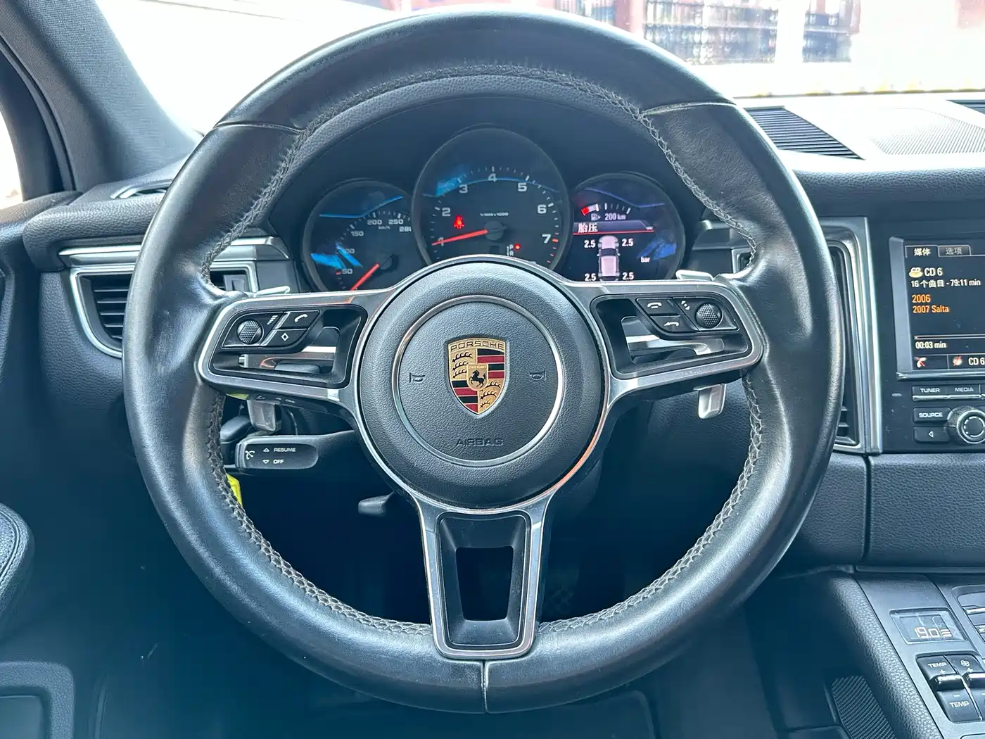 Porsche Macan 2016 Macan 2.0T фото 11