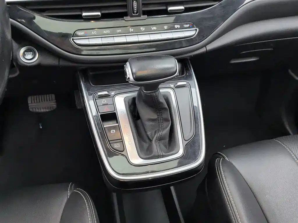 GAC Trumpchi Trumpchi M6 2021 270T DCT Premium Edition (7-seater) фото 13
