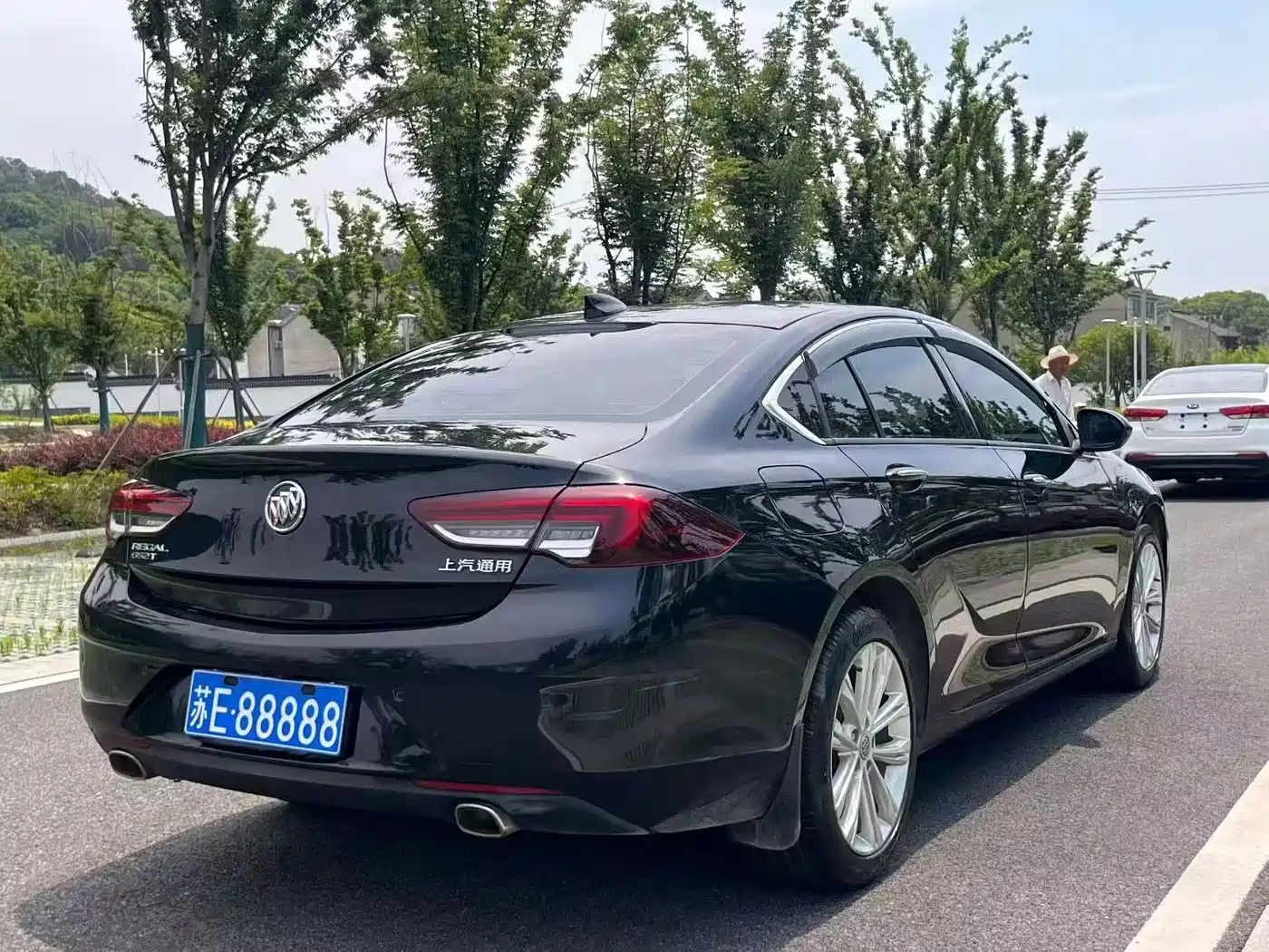 BUICK REGAL