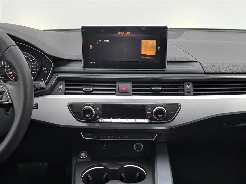Audi A4L 2019 40 TFSI Fashion (China V) фото 12