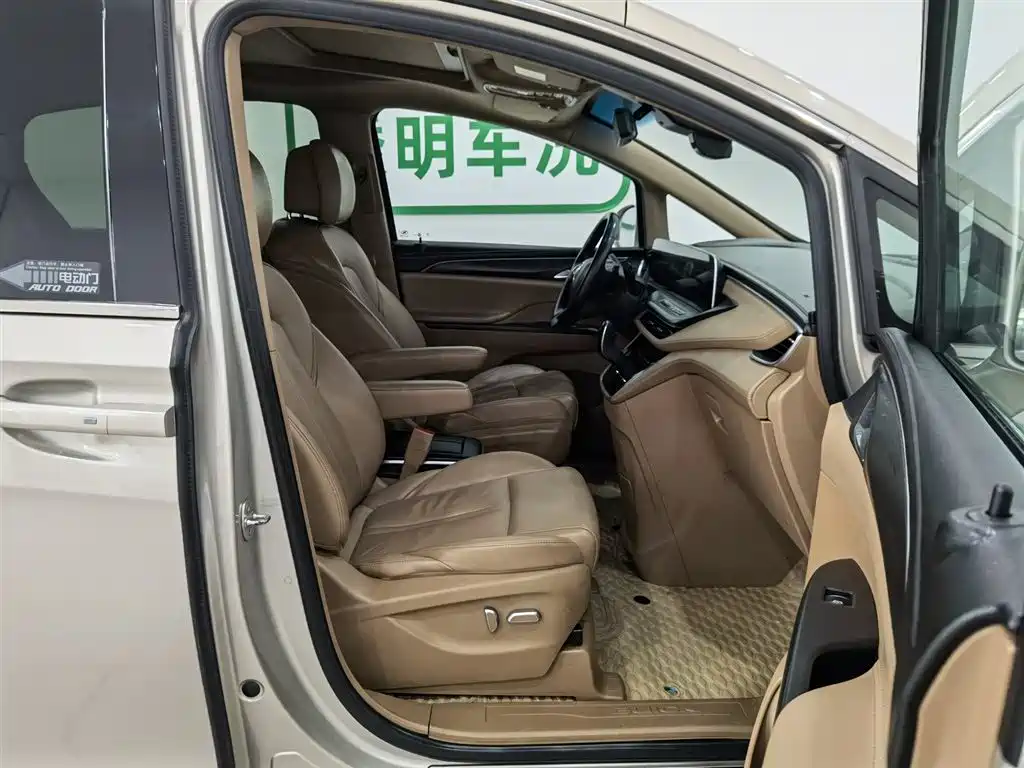Buick GL8 2021 ES Landlord 653T Premium фото 23