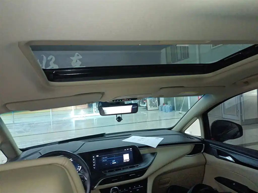 Buick GL8 2022 ES Landmark 653T Premium фото 18