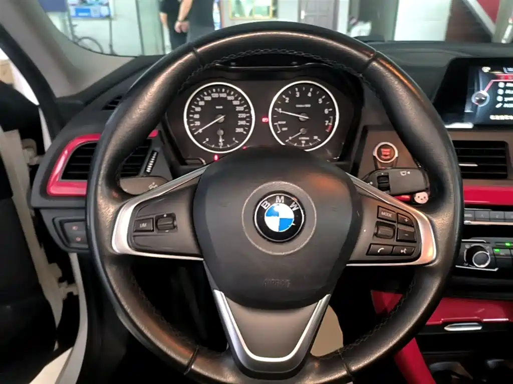 BMW 1 Series 2017 118i Fashion фото 11