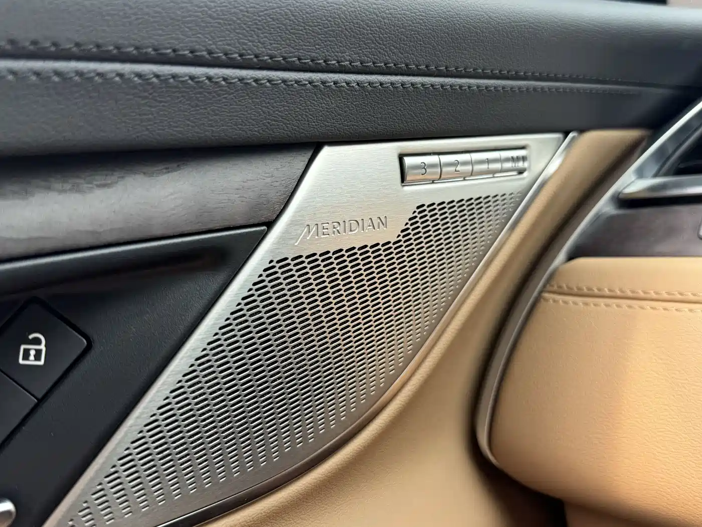 Jaguar XFL 2025 2024 2.0T P250 2WD Premium Luxury
