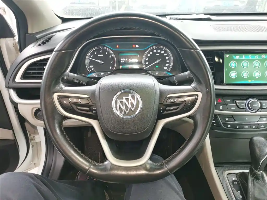 Buick Excelle 2019 15T DCT Connected Elite Type China VI фото 3