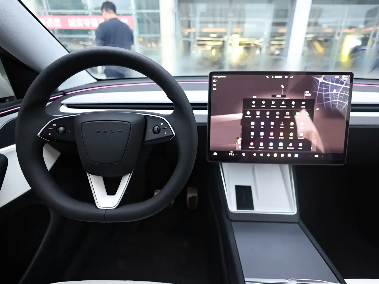 Фото 21 - Tesla Model Y
