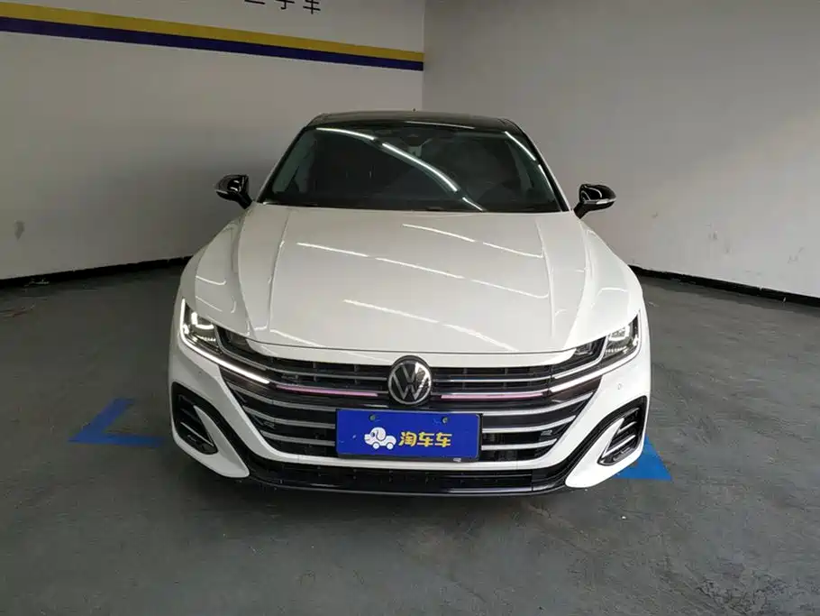 Volkswagen FAW-Volkswagen CC 2021 380TSI Eye-catching Edition 30th Anniversary фото 2