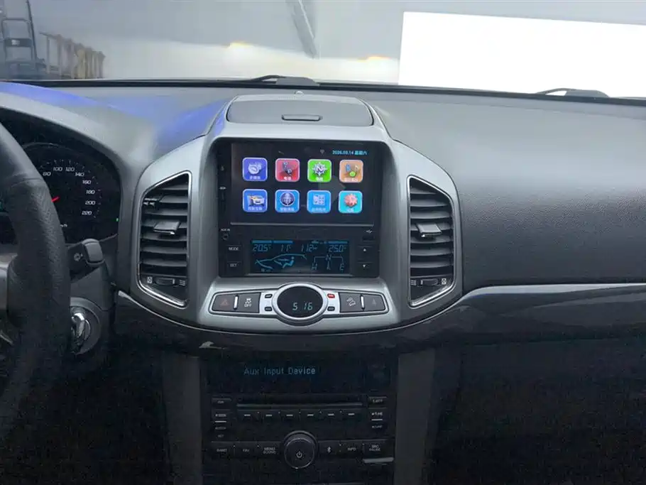 Chevrolet Captiva 2015 2.4L AWD Flagship 7-Seater фото 13