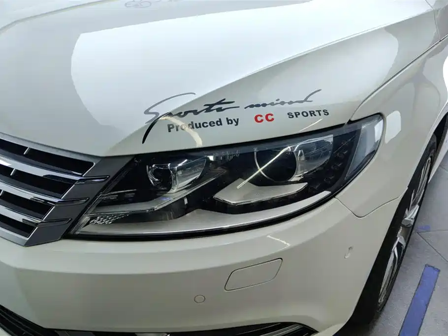 Volkswagen FAW-Volkswagen CC 2018 1.8TSI Luxury фото 5