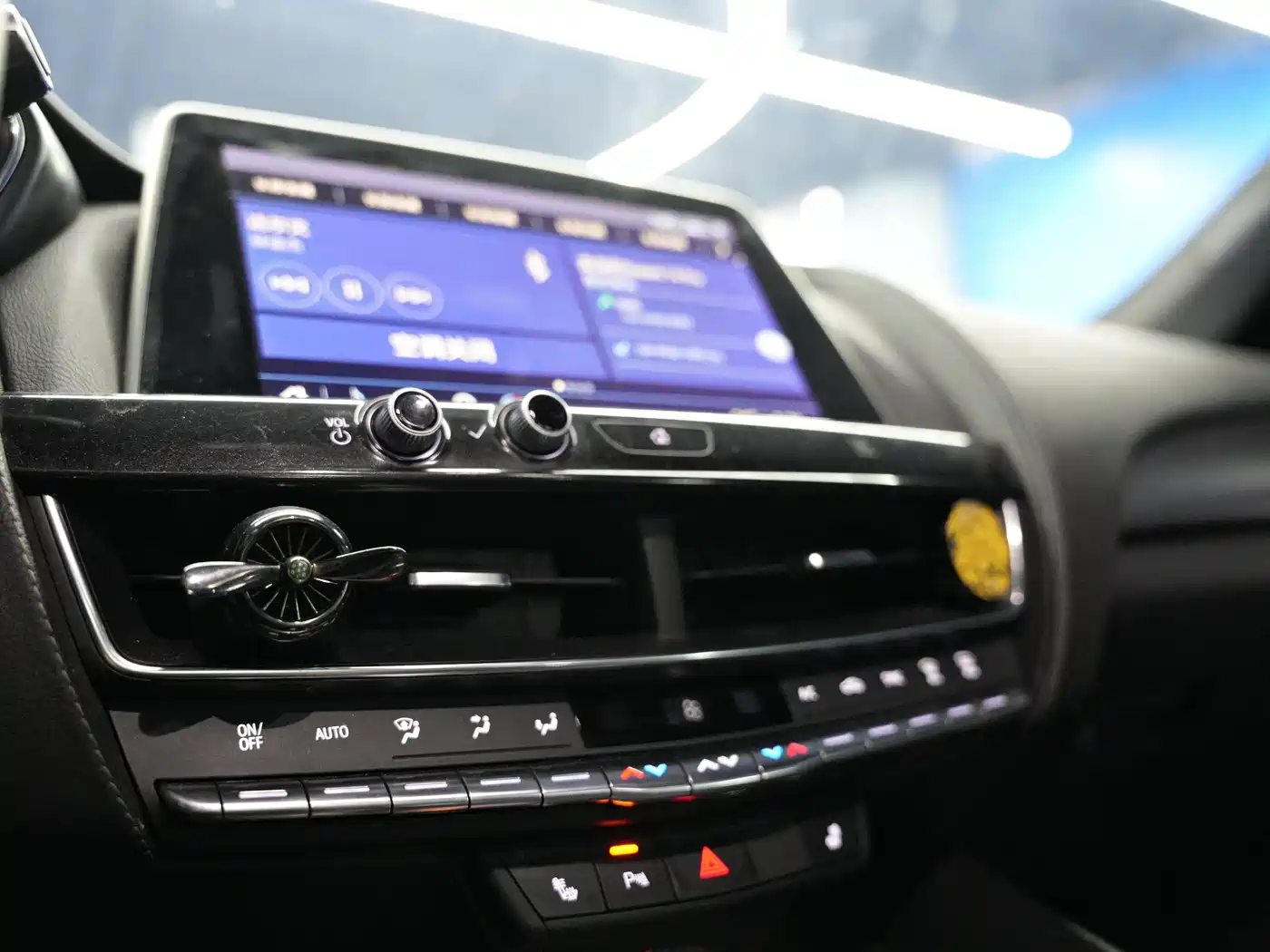 Cadillac CT5 2021 Facelift 28T Luxury Edition фото 16