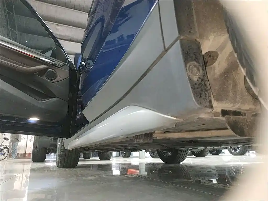 BMW X1 2018 sDrive18Li Premium Model фото 22