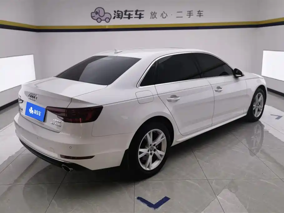 Audi A4L 2018 30th Anniversary 40 TFSI Progressive фото 3