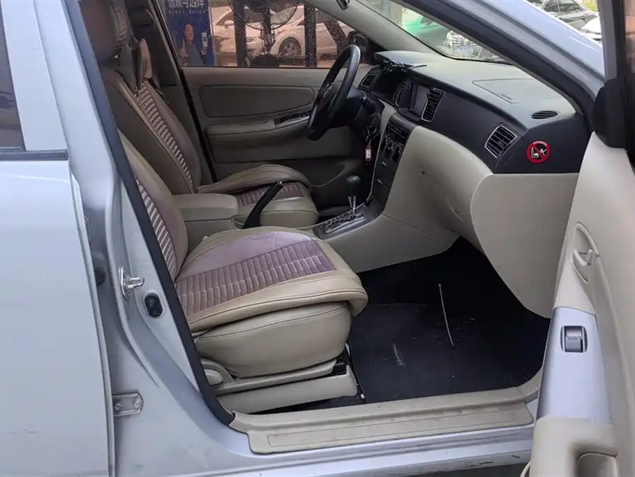 Toyota Corolla 2013 1.6L Automatic Excellence Edition фото 8