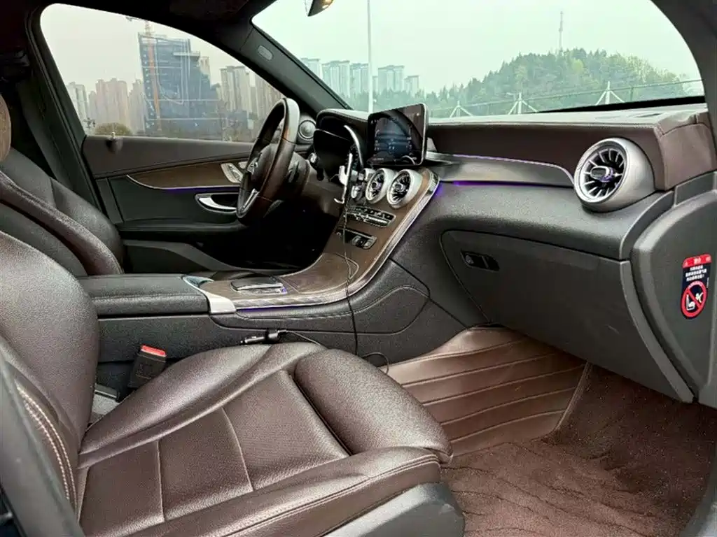 Mercedes-Benz GLC 2022 Facelift GLC 260 L 4MATIC Luxury Model фото 19