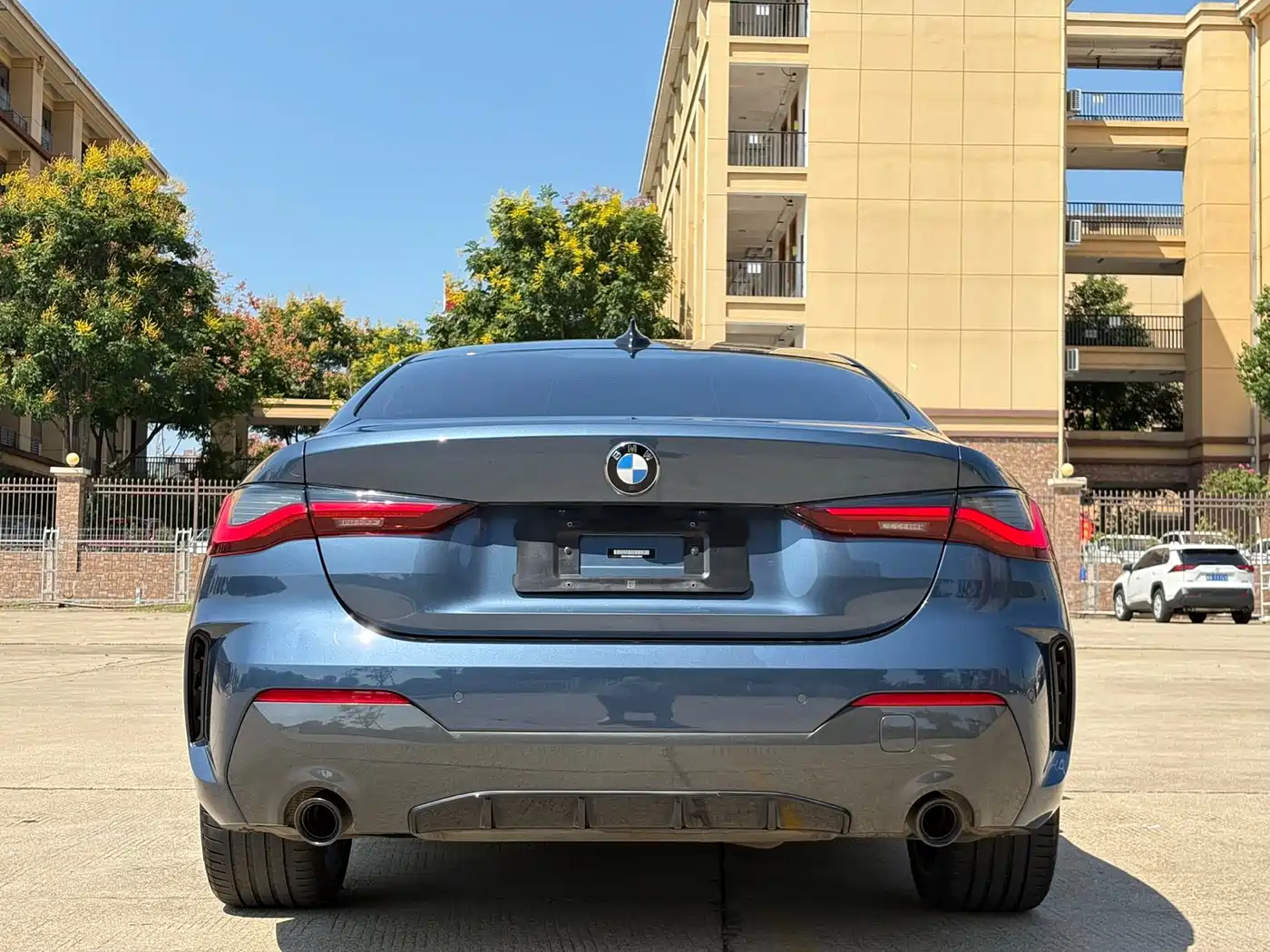 BMW 4 SERIES