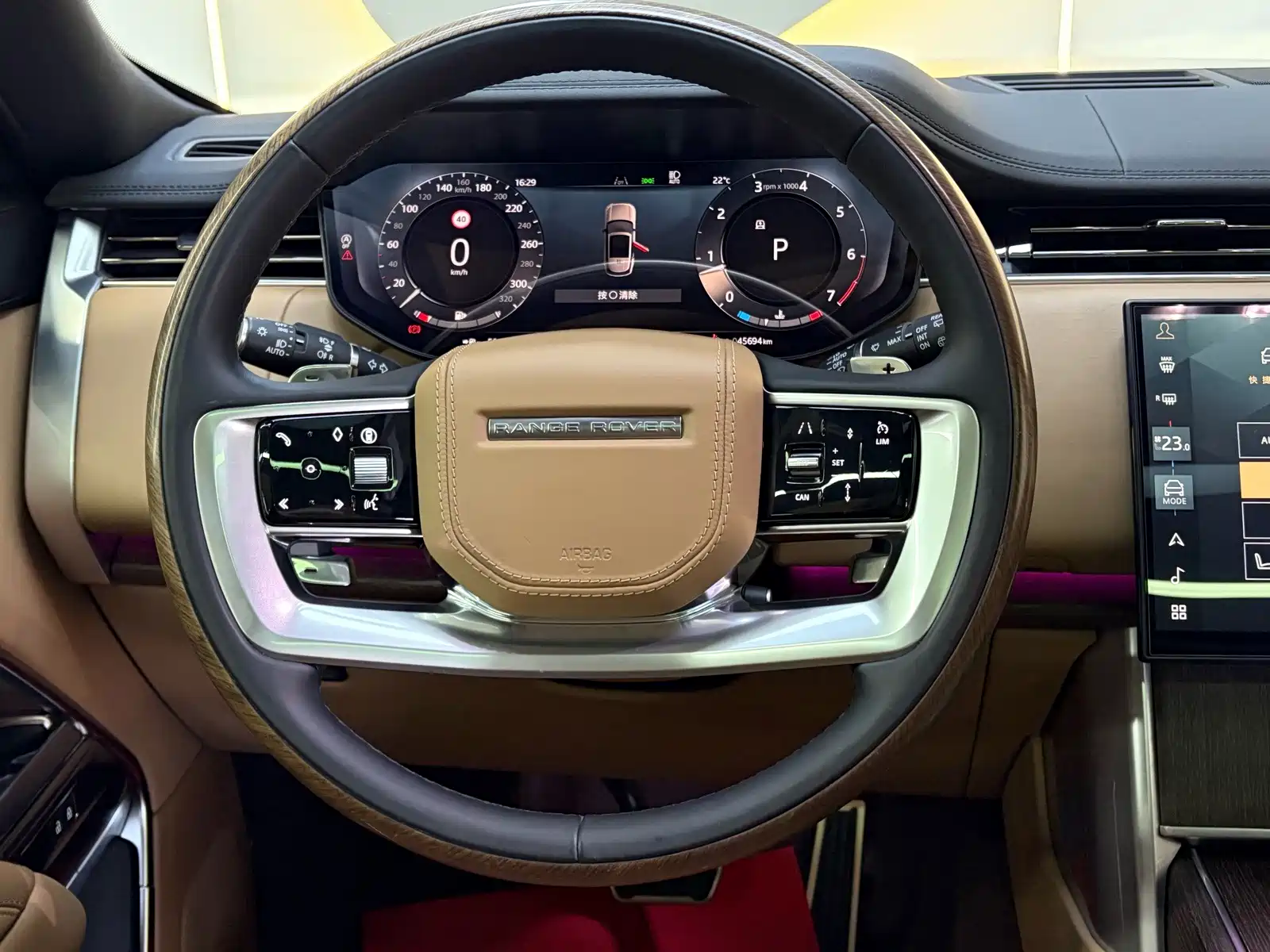 Фото 28 - Land Rover Range Rover