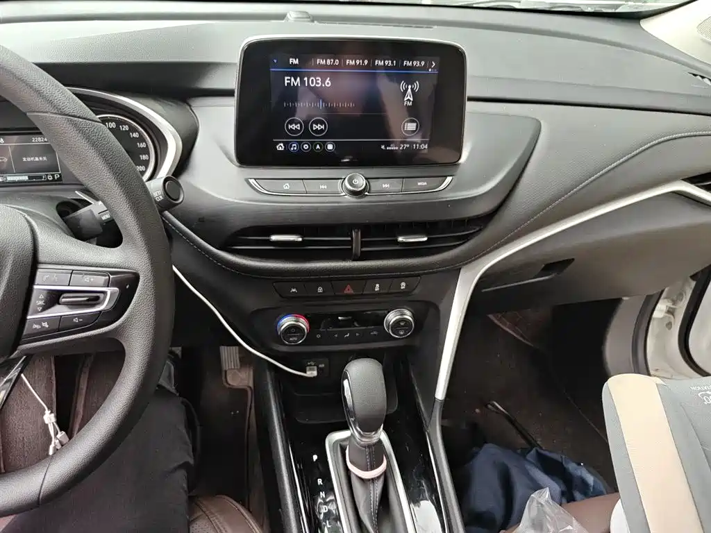 Buick Encore 2021 332T CVT Elite фото 6