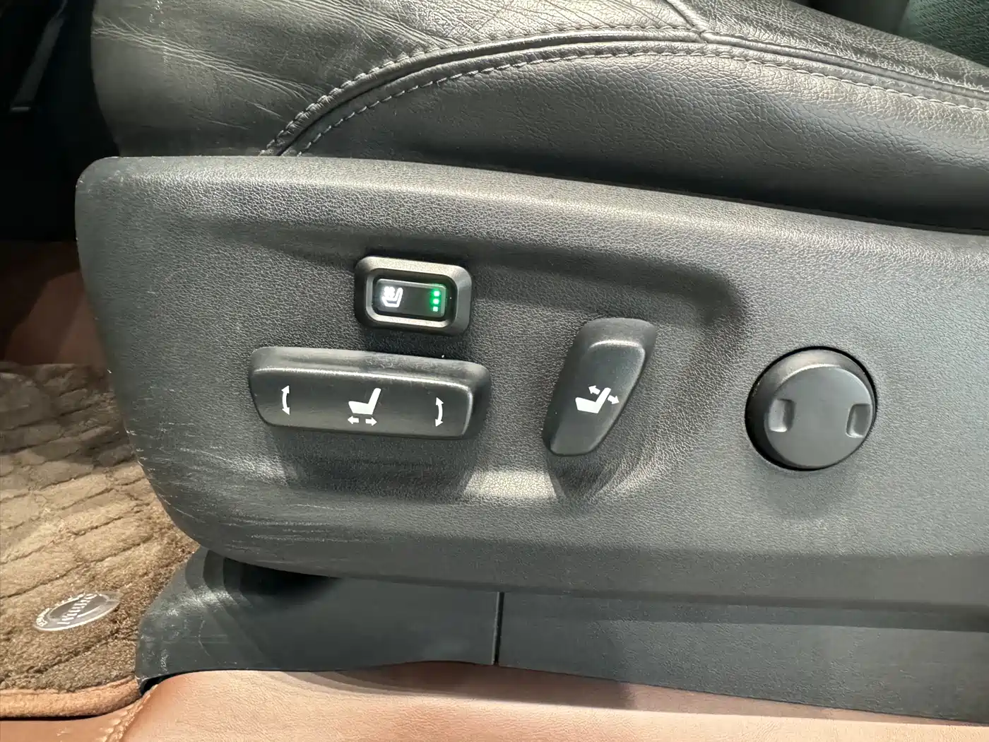Toyota Prado 2014 4.0L Automatic TX-L фото 14