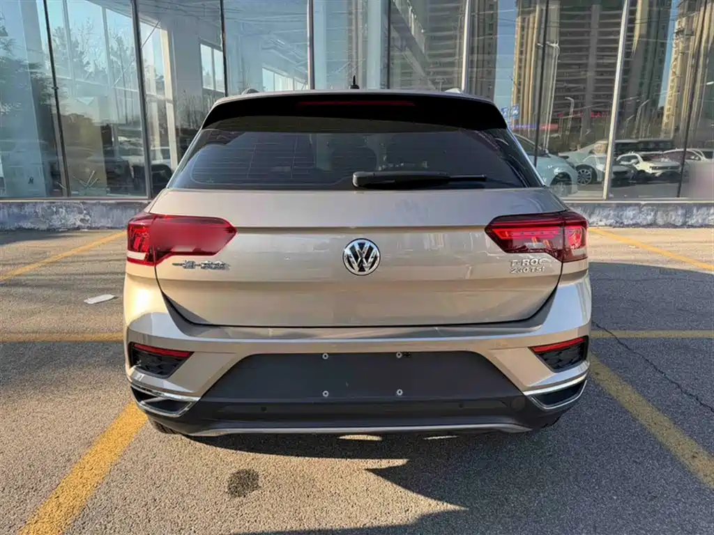 Volkswagen T-ROC 2018 230TSI DSG 2WD Progressive China VI фото 14