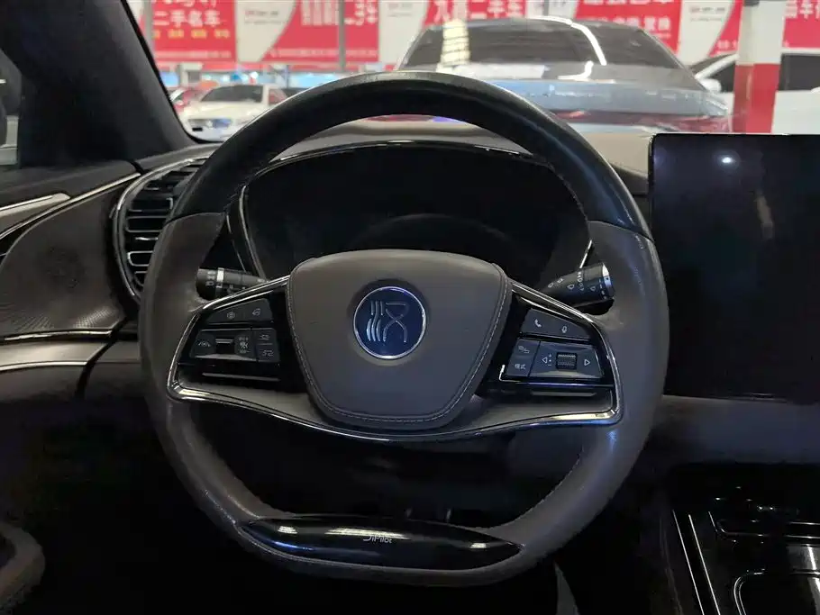 BYD Han 2022 DM-i 121KM Premium Edition фото 15