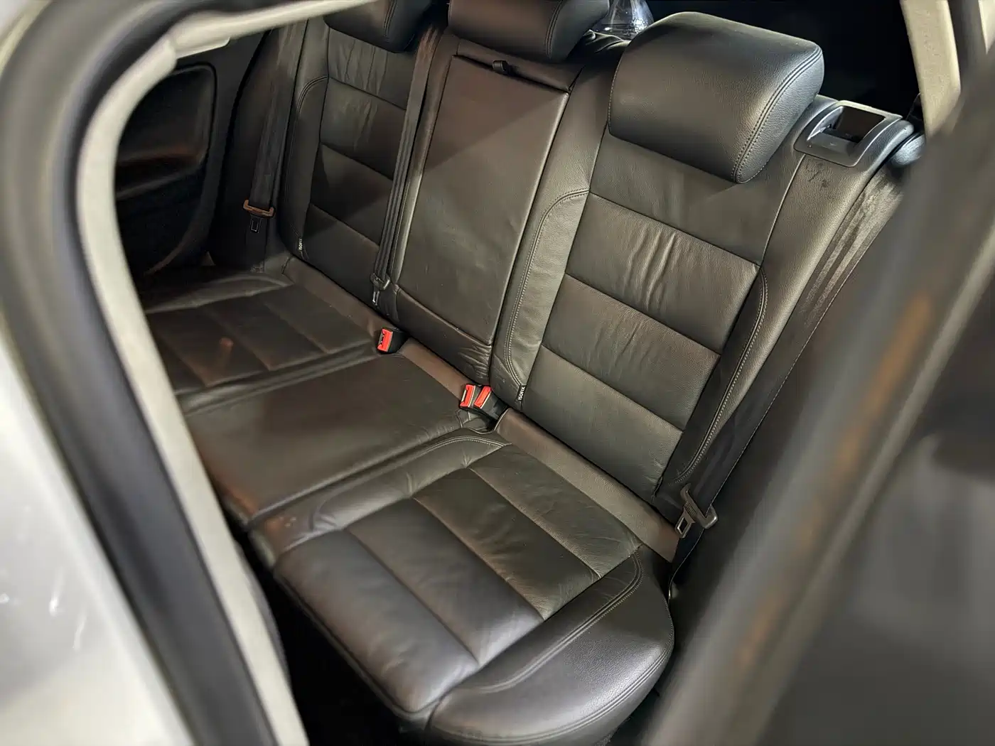 Volkswagen Golf (Import) 2011 Model 1.4TSI Luxury Touring фото 11