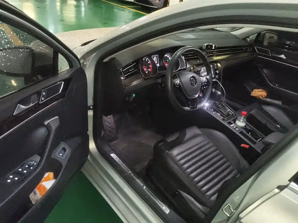 Volkswagen Magotan 2019 330TSI DSG Leading China VI фото 14