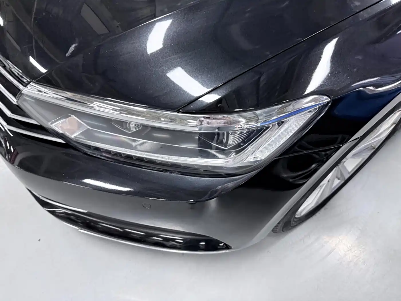 Volkswagen Magotan 2018 330TSI DSG Leading фото 5