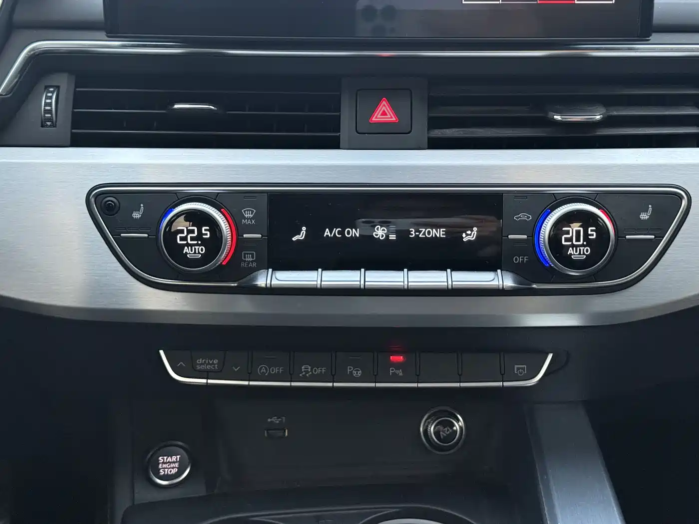 Audi A4L 2022 40 TFSI Luxury Dynamic фото 9