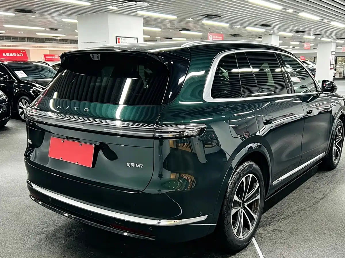 AITO Wenjie AITO M7 2026 Extended Range Ultra AWD 5-Seater фото 4