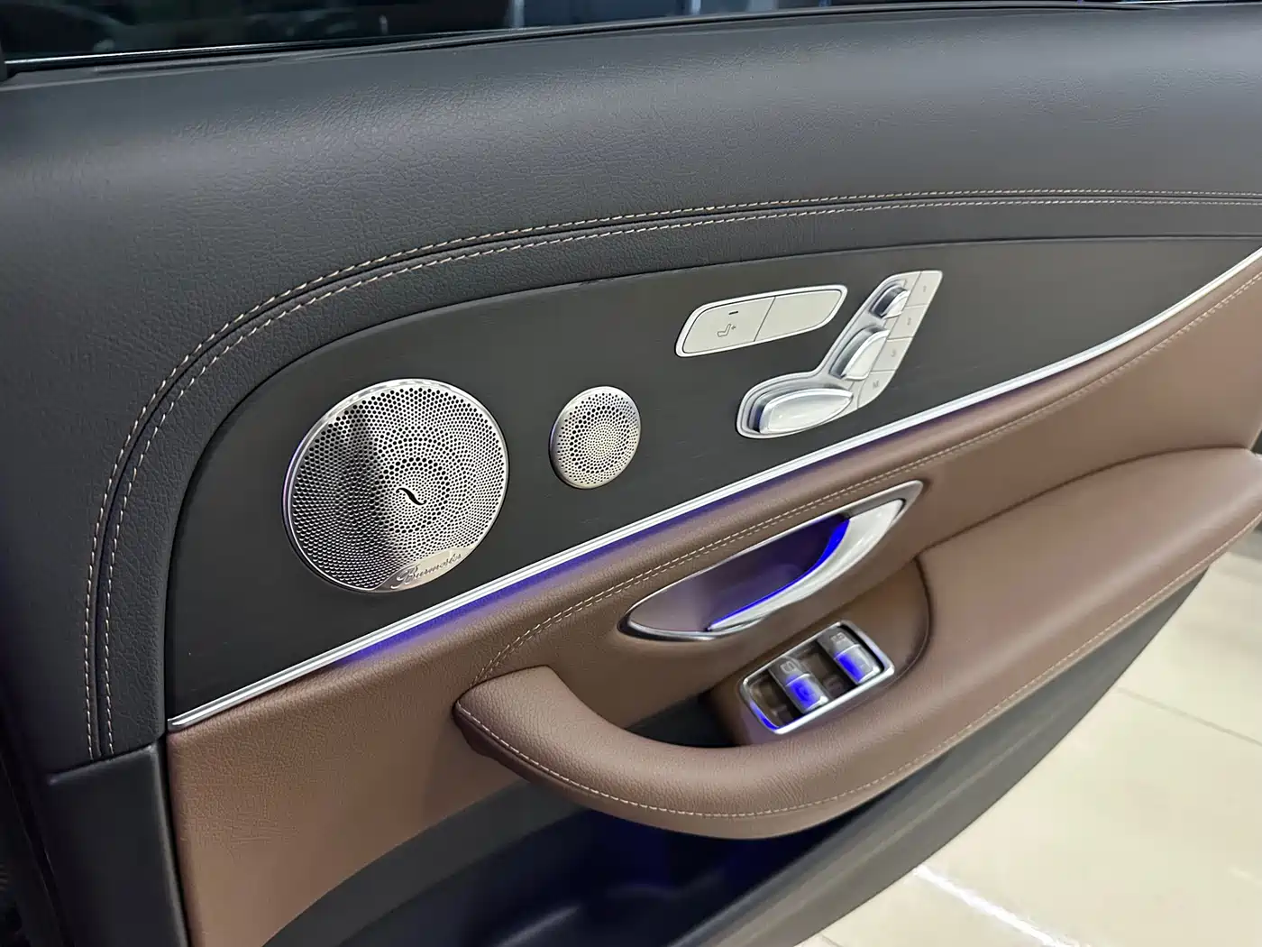 Mercedes-Benz E-Class 2023 E 300 L Sport Luxury фото 14