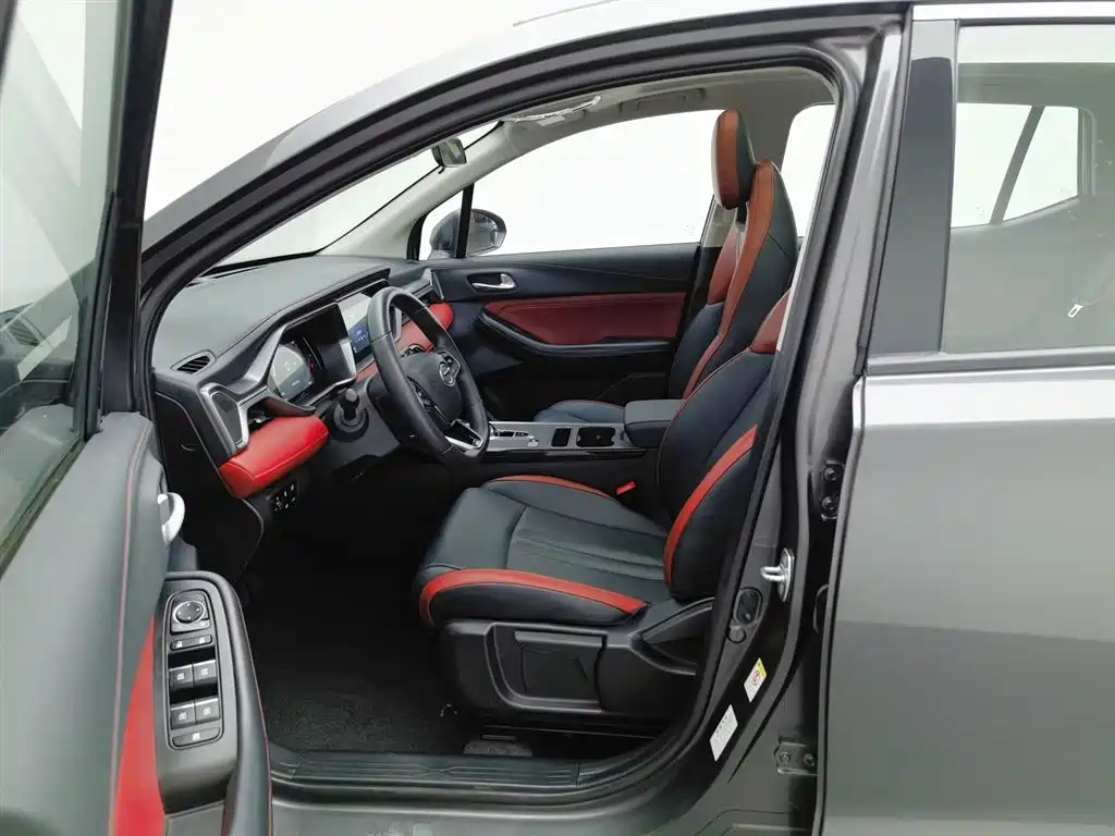 GAC TRUMPCHI GS4