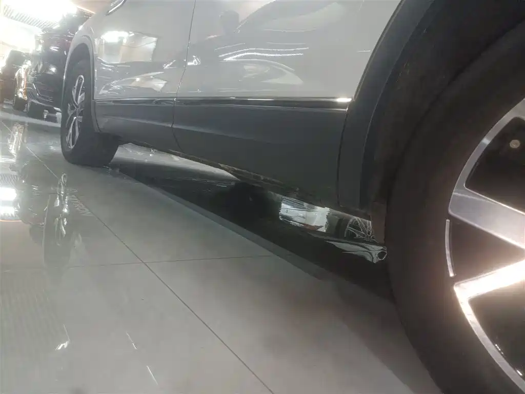 Volkswagen Tayron 2023 330TSI 2WD Luxury Plus Advanced Edition фото 18