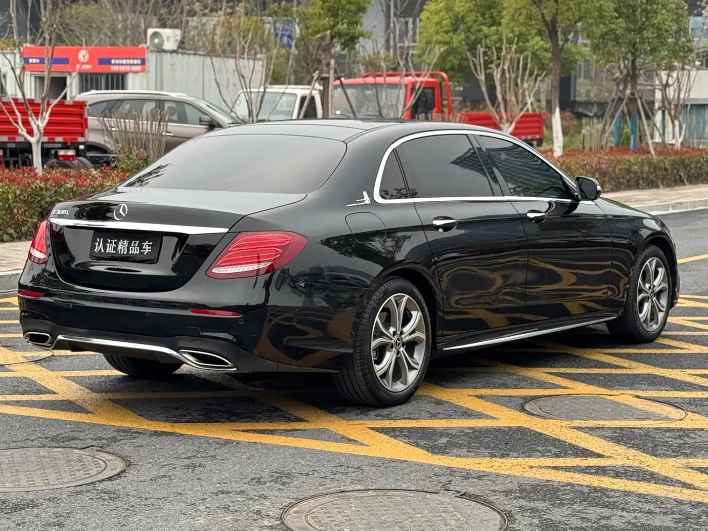 Mercedes-Benz E-Class 2020 E 300 L Sport Fashion Model фото 5