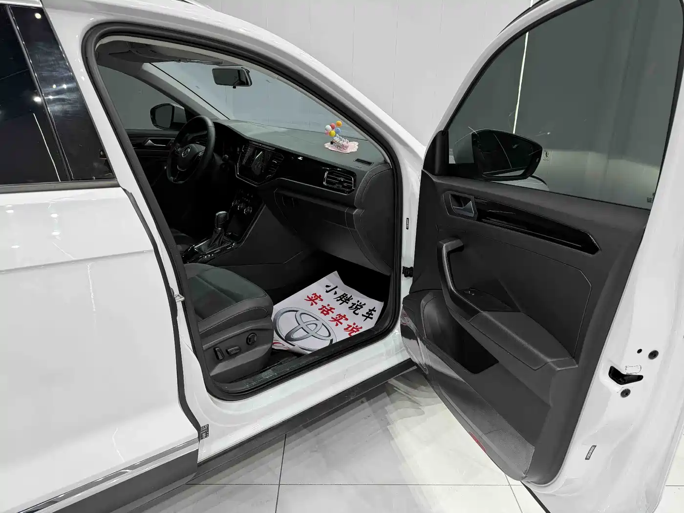 Volkswagen T-ROC 2022 280TSI DSG 2WD Comfort PLUS фото 18