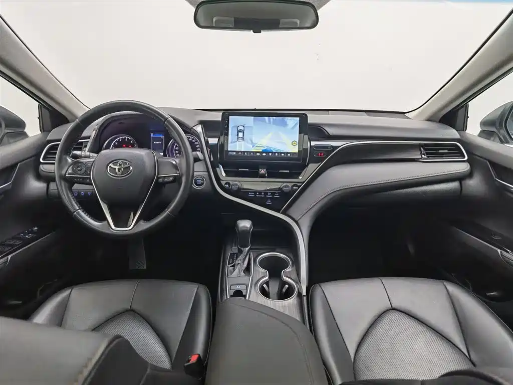 Toyota Camry 2022 2.0GVP Leading Edition фото 5
