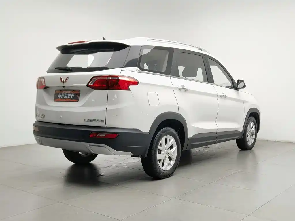 Wuling Motors Wuling Hongguang S3 2021 2019 1.5L Manual Comfort Model China VI