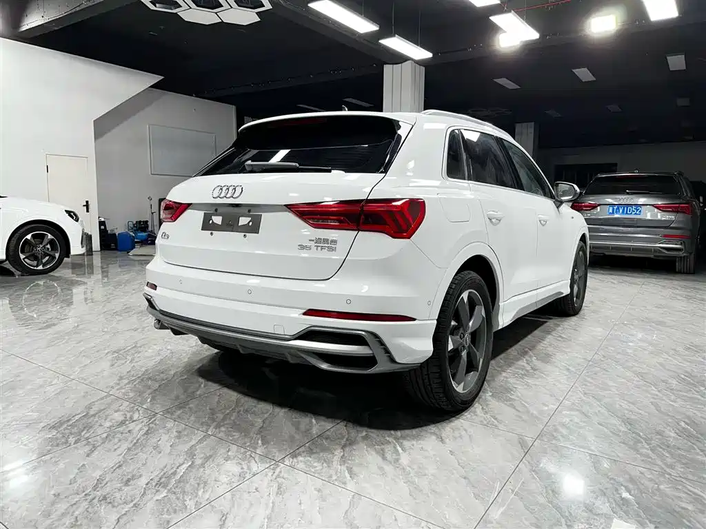 Audi Q3 2022 35 TFSI Fashion Dynamic фото 6