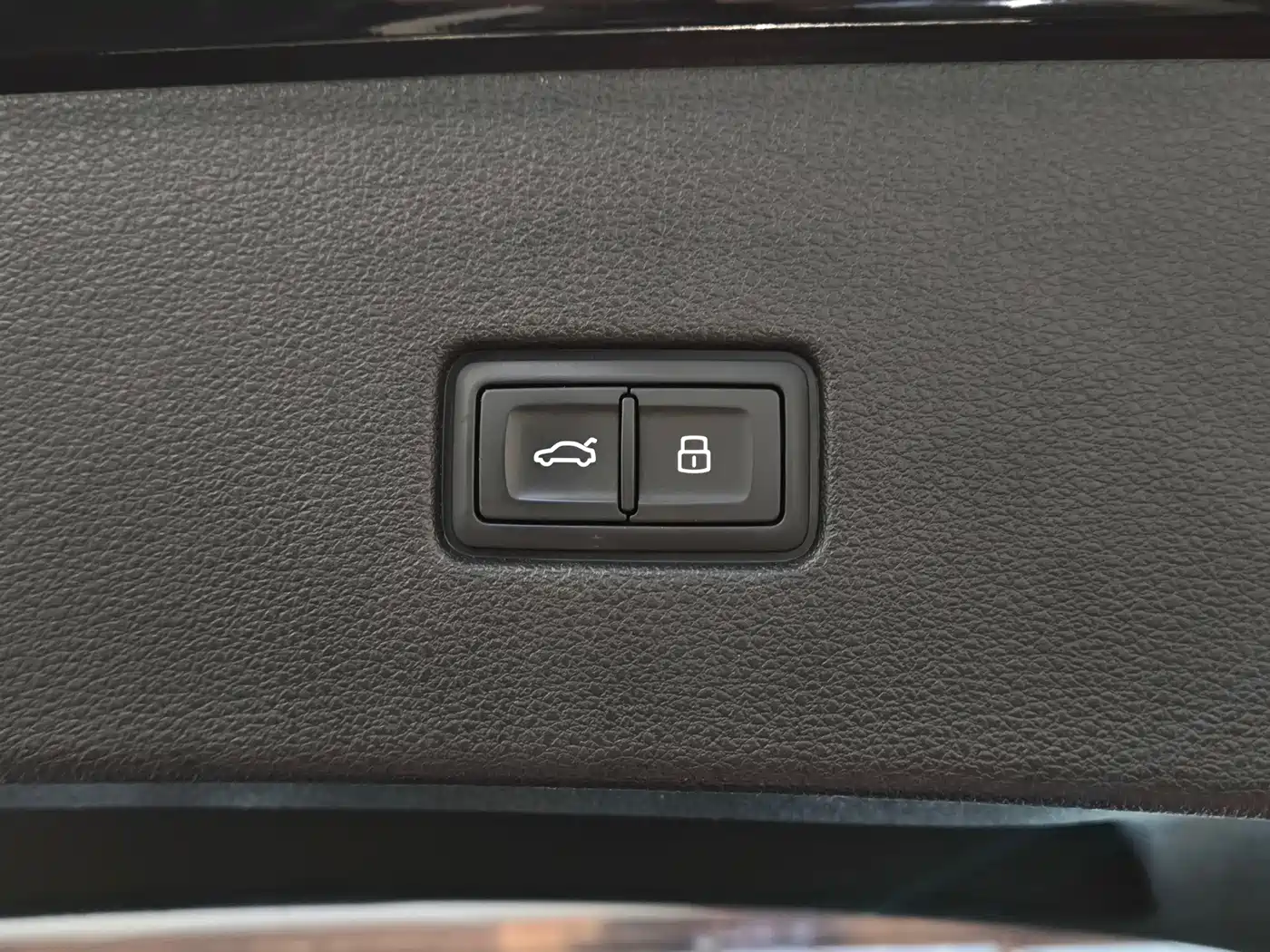 Audi Q8 2022 2022 55 TFSI Luxury Dynamic