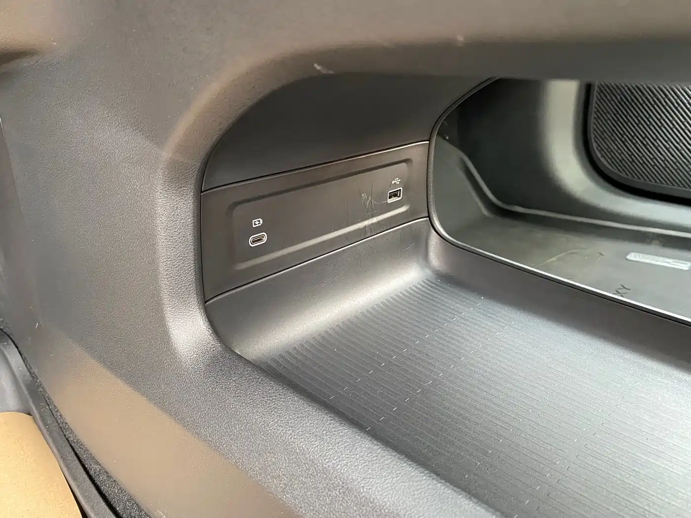 Geely Galaxy Galaxy A7 2025 EM-i фото 26