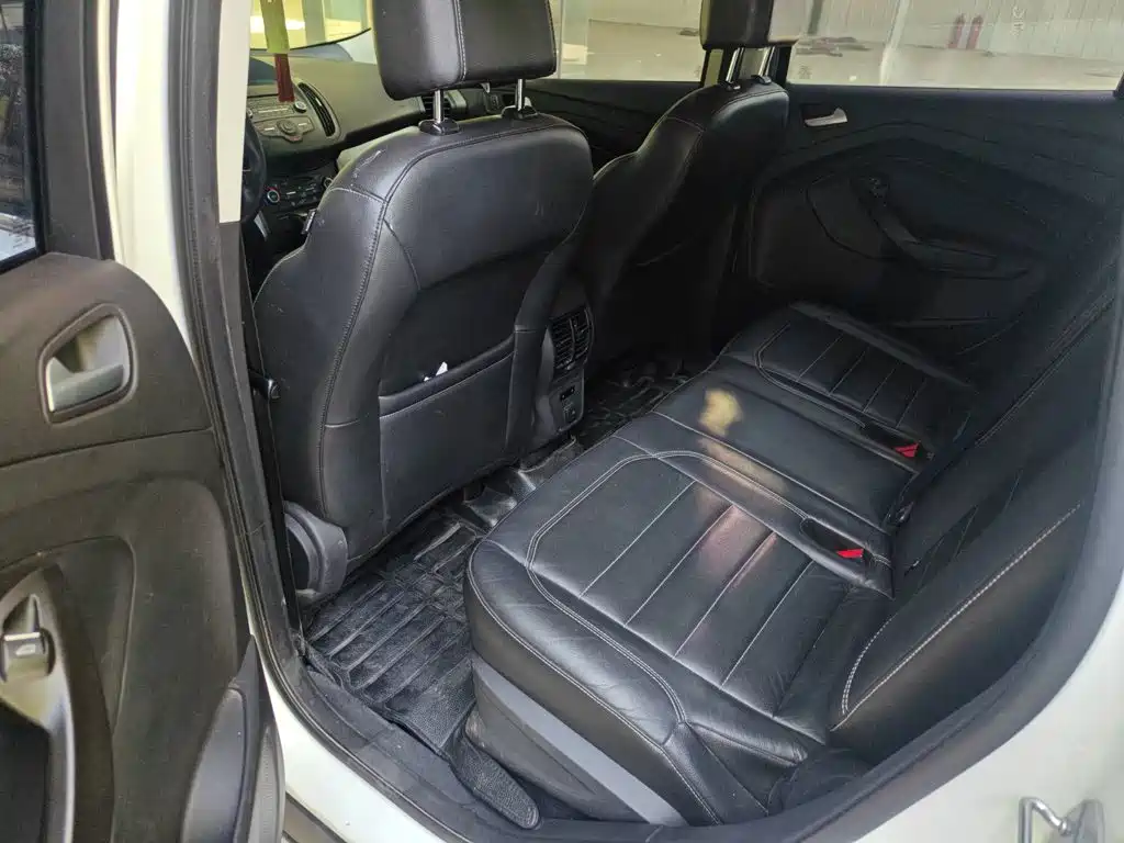 Ford Kuga 2016 2017 EcoBoost 180 FWD Platinum