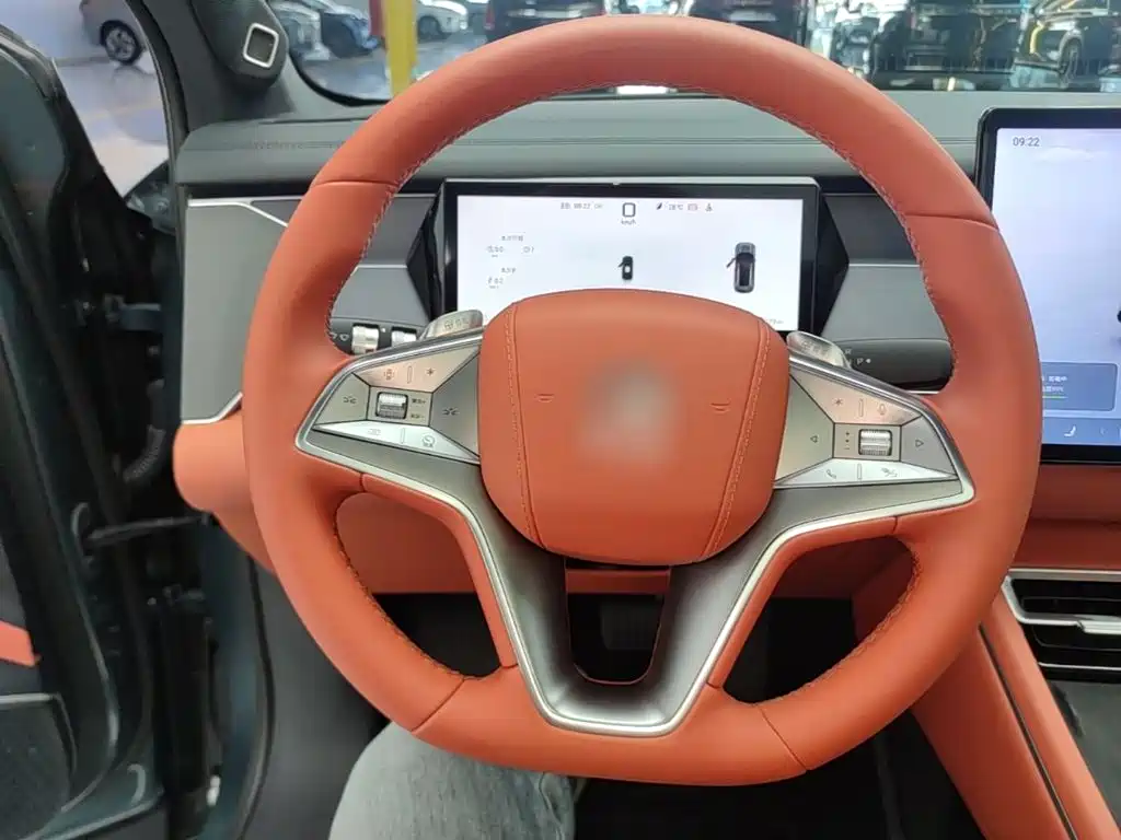 BYD Tang L 2025 2025 DM 175KM Drone Player Edition