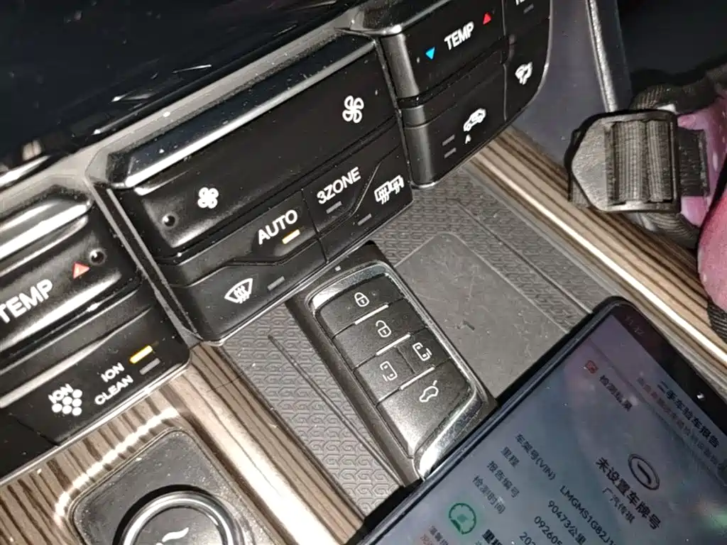 GAC Trumpchi Trumpchi M8 2019 320T Ultimate Edition фото 9