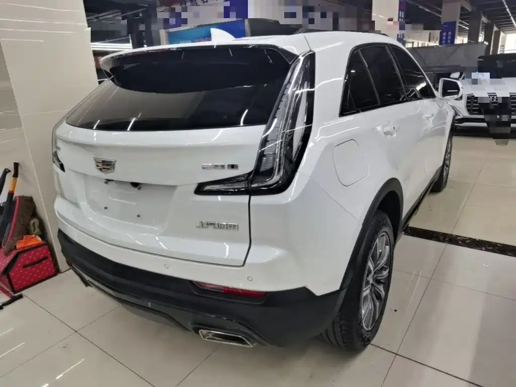 Cadillac XT4 2018 2018 28T 2WD Luxury Sport Type